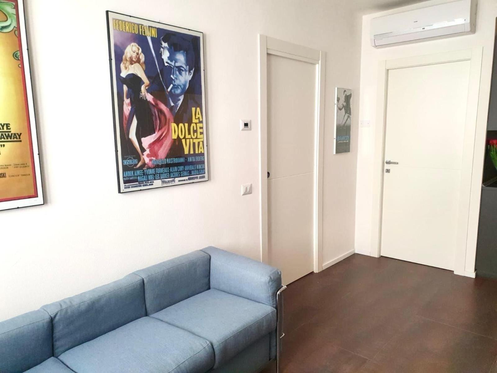 Appartamento Cinema Impero - Posto Auto Privato Сієна Номер фото